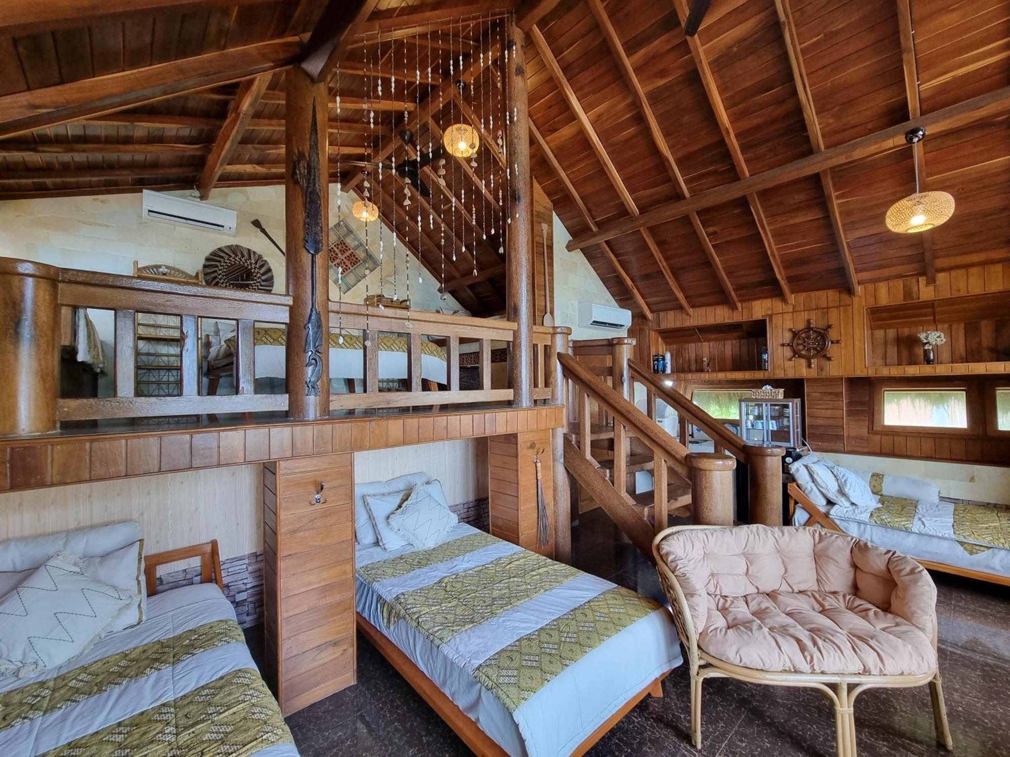 Istana Ombak Eco Resort Pacitan Eksteriør bilde